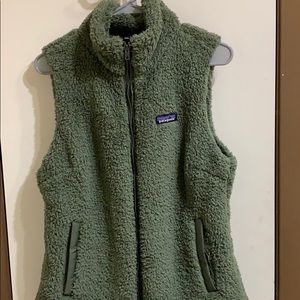 NWT Patagonia Los Gatos reversible Vest- Large